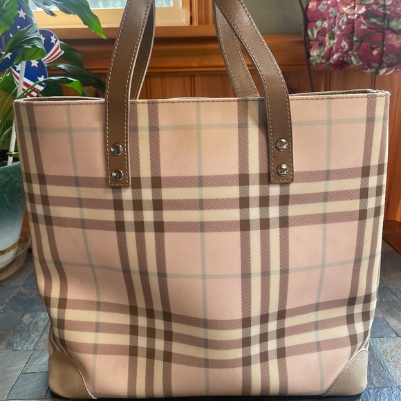 Burberry pink tote bag - Picture 1 of 5